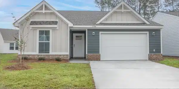 0029 Pointe Breeze Way