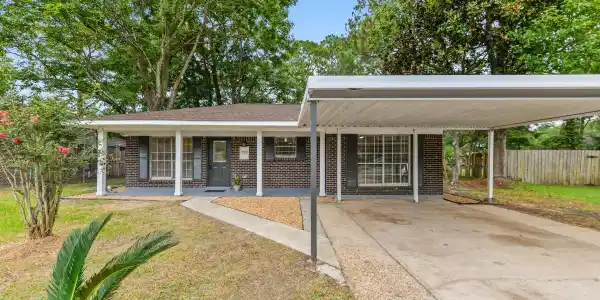 7120 Bienville Drive