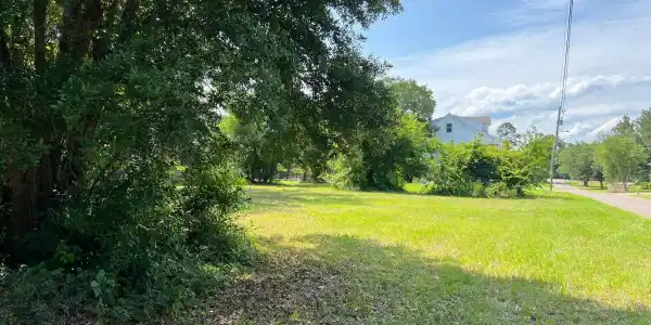 205 Magnolia Avenue