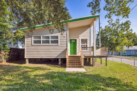512 Peyton Drive