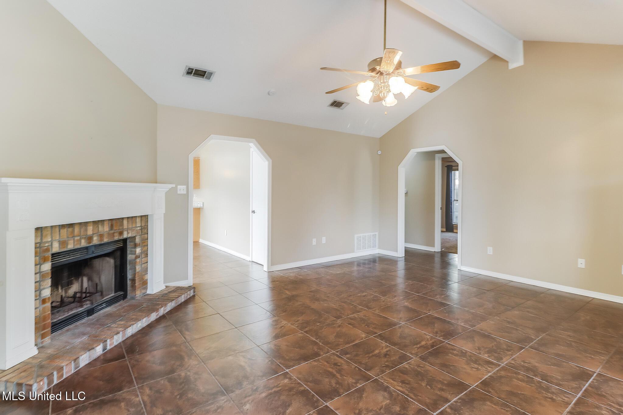 Image 3: Photo Nov 17 2025, 2 09 13 PM (2)