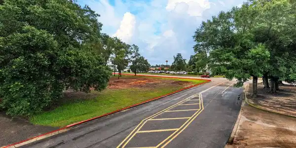 Image 3: MedicalParkLot-1