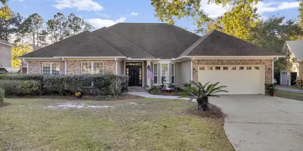 457 Carmargue Lane