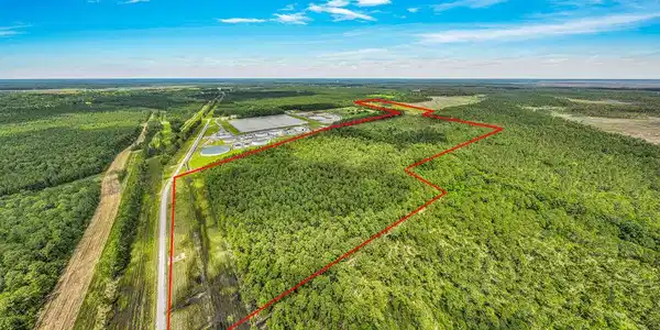 Image 3: Parcel162.83-3
