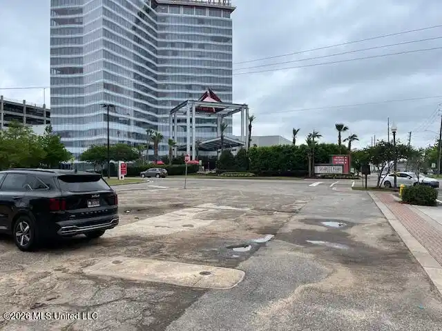 Image 1: Central Ave Subject Land