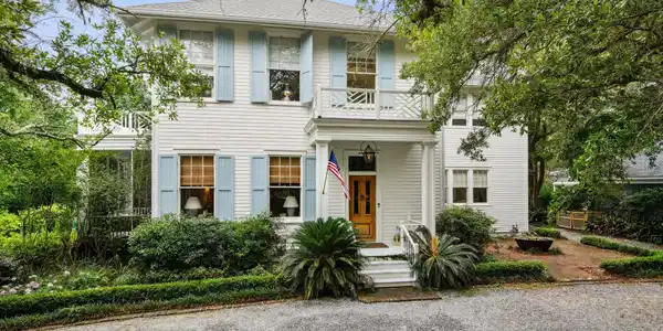 7 Japonica Drive