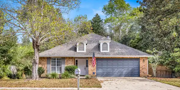 932 Bluff Ridge