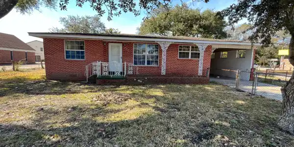 2311 Chicot Road