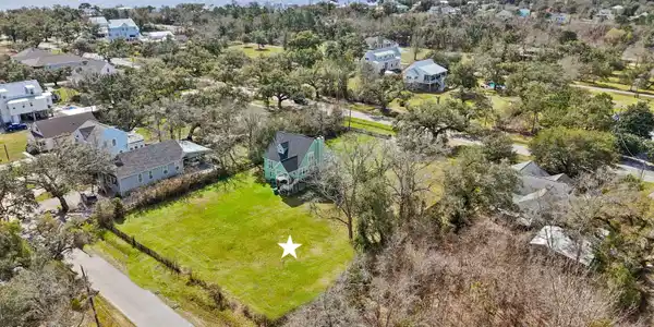 321 Hoffman Lane
