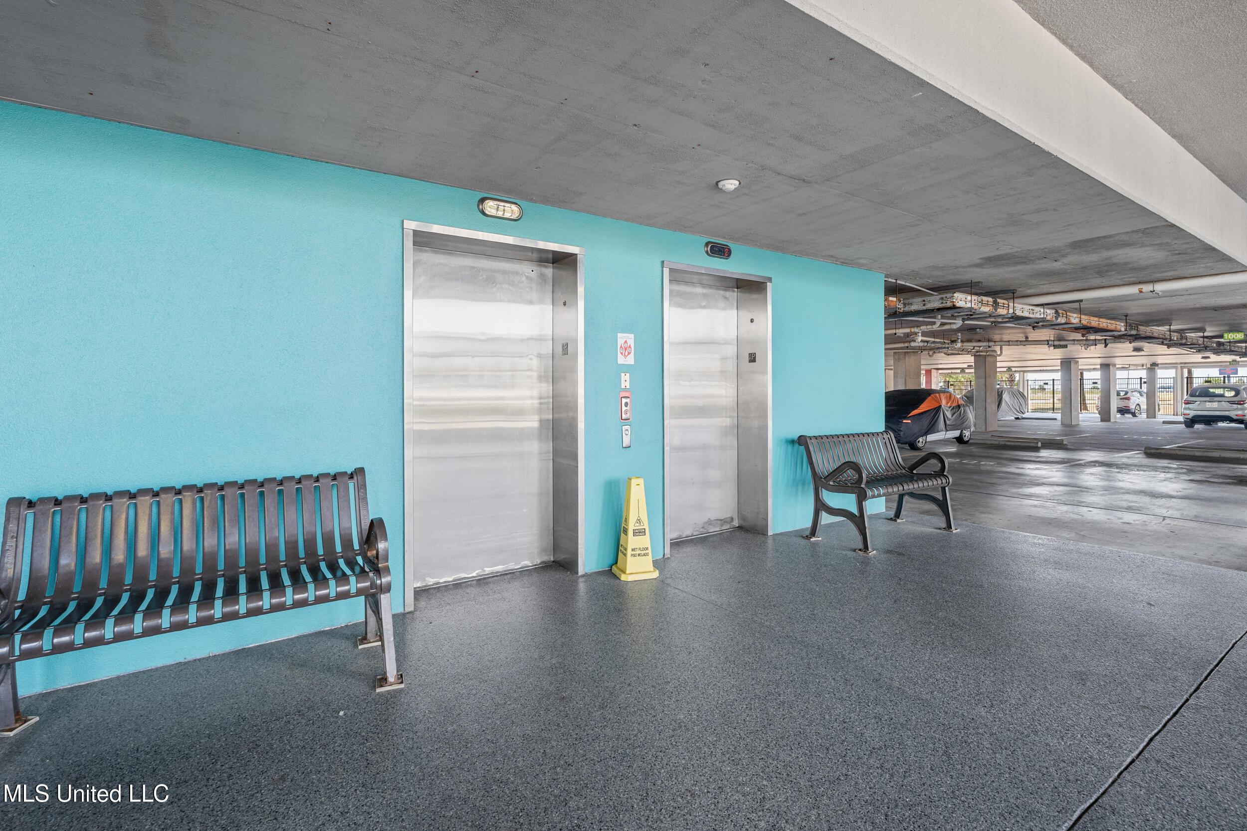 Image 3: 3_elevators