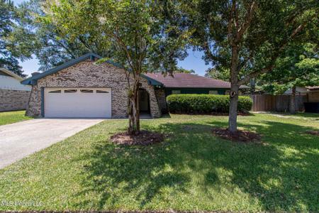 226 Saratoga Drive