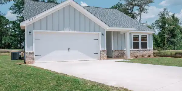 3208 Smugglers Cove