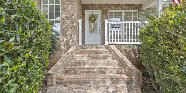 148 Acacia Avenue