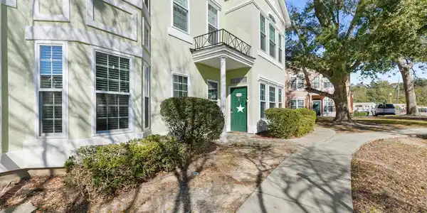 2252 Beach Drive