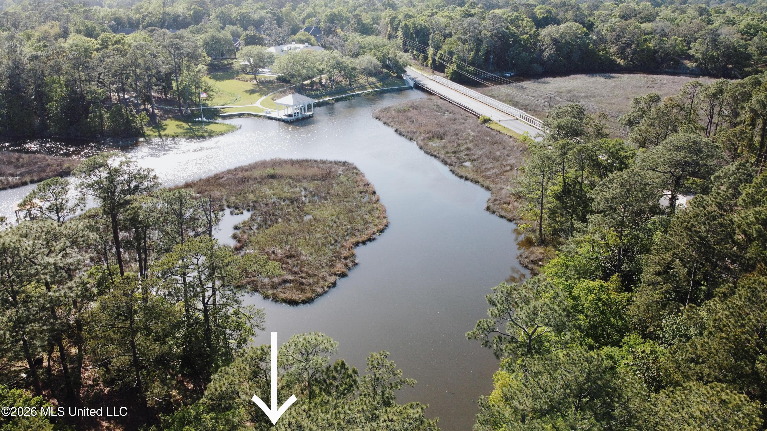 Image 4: 9300 Ridgeview Drive aerial 4