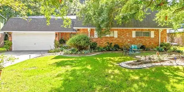 1724 Mary Ann Drive