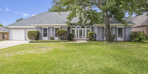 2535 Brighton Circle