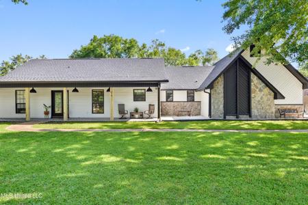 14600 Porteaux Bay Drive
