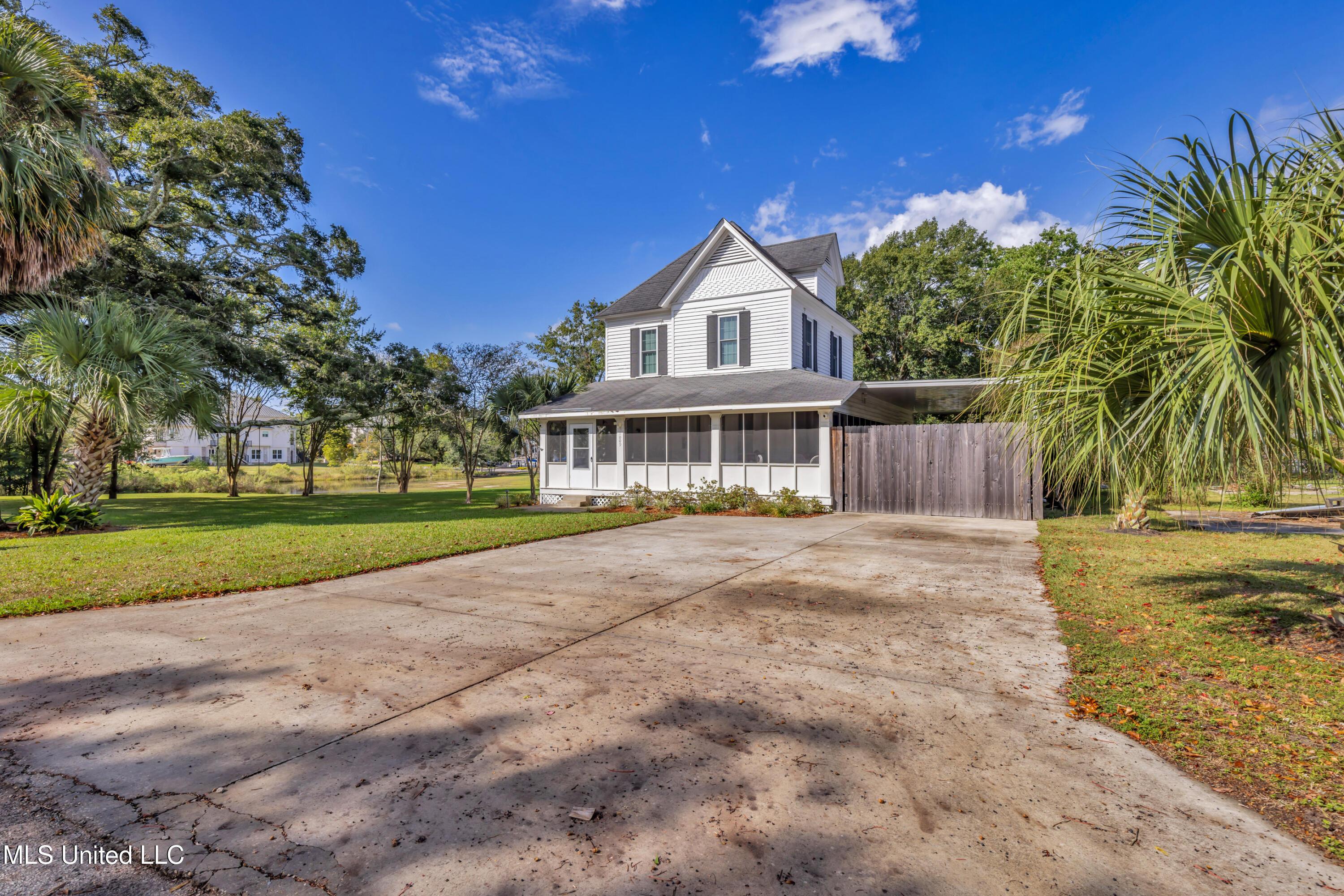 Image 2: 1009RescaDeLaPalmaSt-2