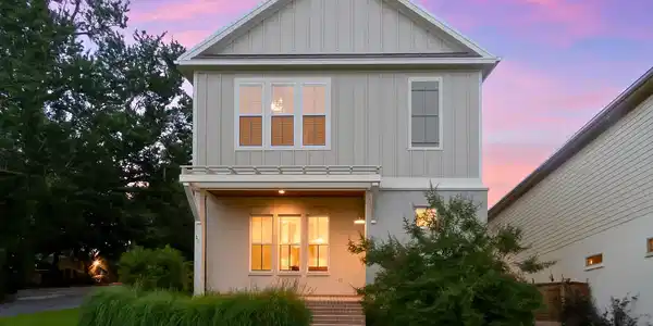 271 Porter Oak Lane