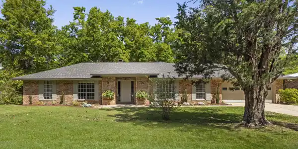 1407 Hellmers Lane
