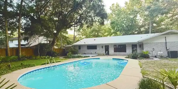 1412 Oldfield Drive