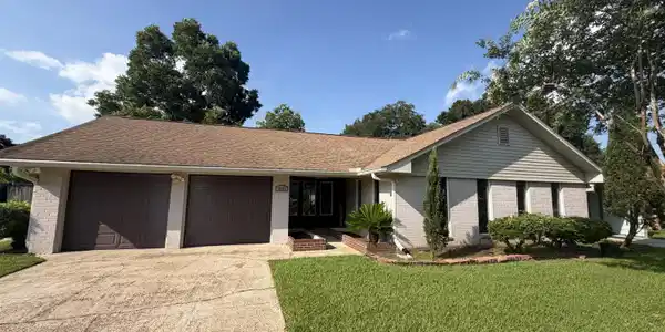 2421 Sunkist Country Club Road