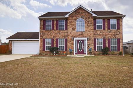 2233 Club Moss Circle