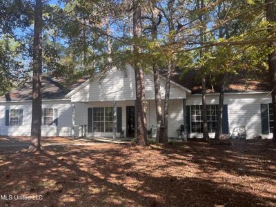1732 Dolphin Drive
