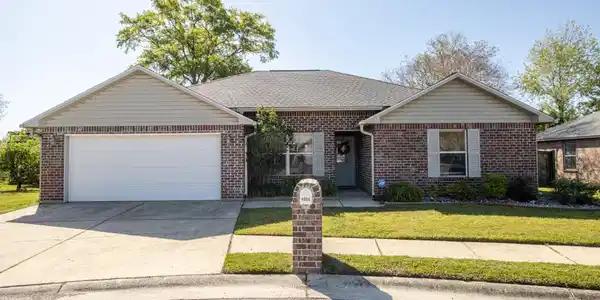 4008 Southern Oaks Drive