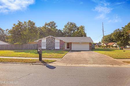 799 Holly Hills Drive
