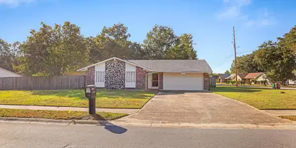799 Holly Hills Drive