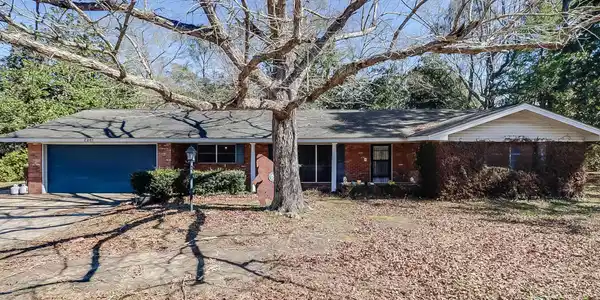 2261 Popps Ferry Road