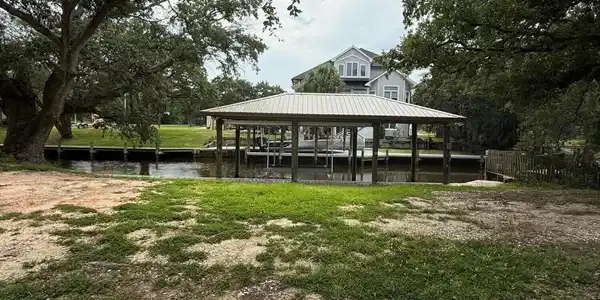 702 Martin Street