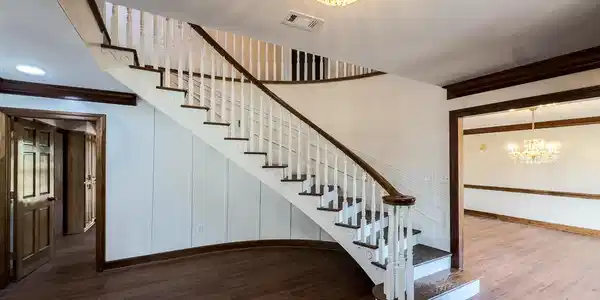 Image 4: Entryway_02