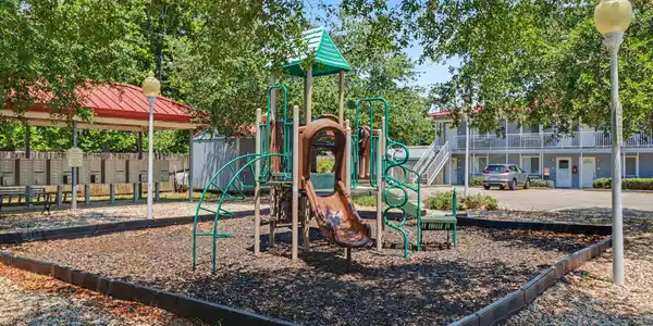 Image 2: playground oakshores