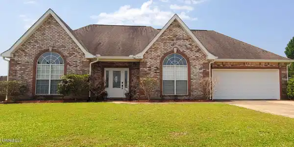 2929 Village Circle