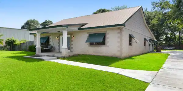 10272 Seymour