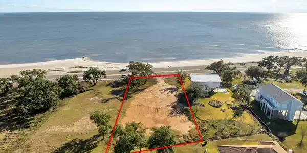 1313 E Beach Boulevard