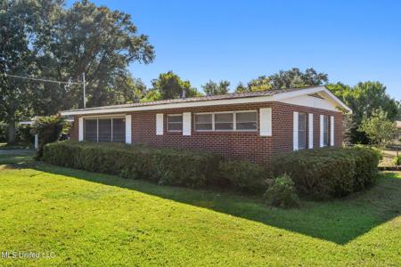 2446 Randall Drive