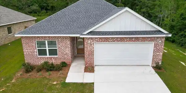 720 Waters View Drive