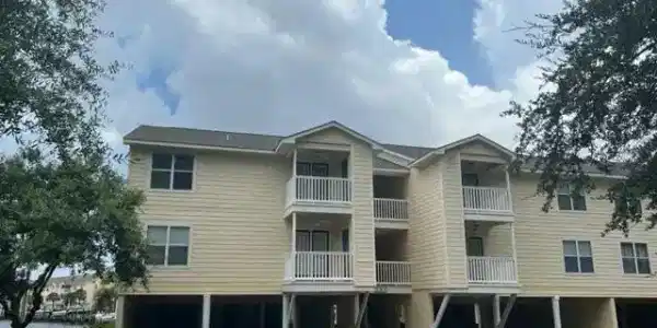 2421 Beachview Drive