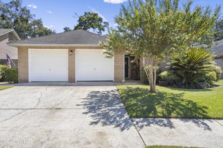 979 Bluff Ridge