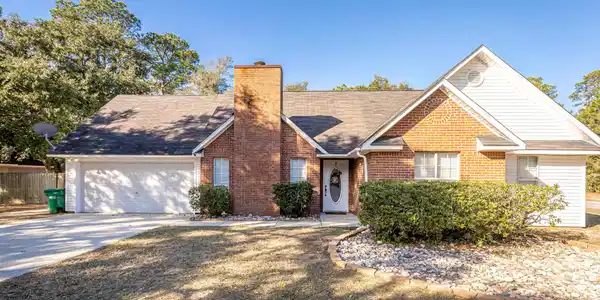 1625 Beachview Drive