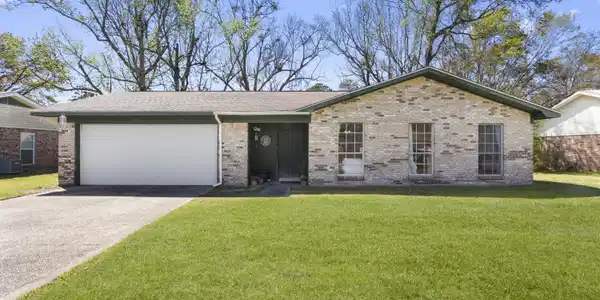 238 Saratoga Drive