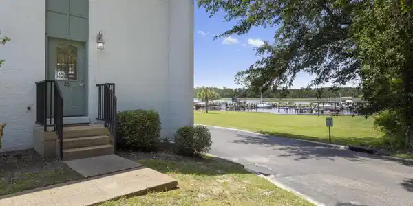 3230 Cumberland (25) Road