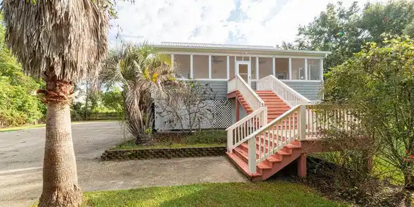 408 Waveland Avenue