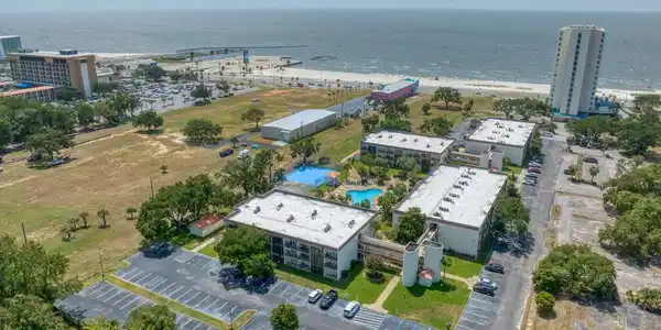 2046 Beach Boulevard