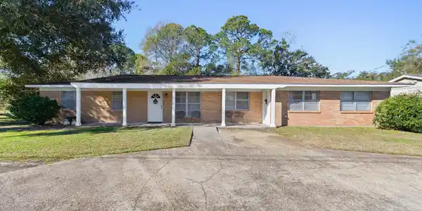 387 Greenwood Drive