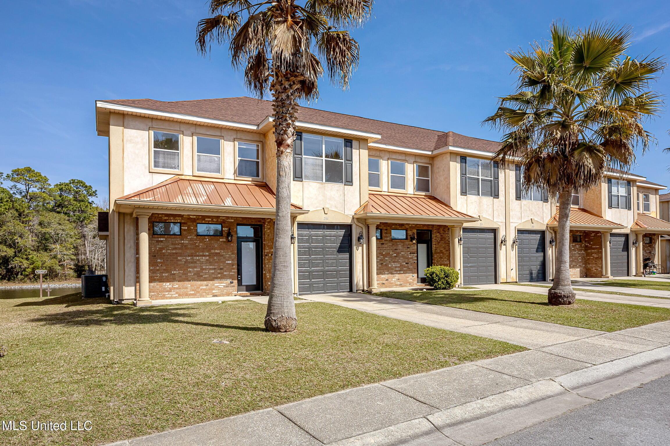 Image 2: Capri Place